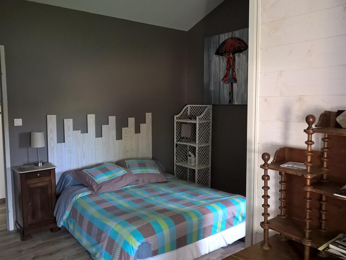 Saint-Pompain Entre Marais Et Gatine Bed & Breakfast エクステリア 写真